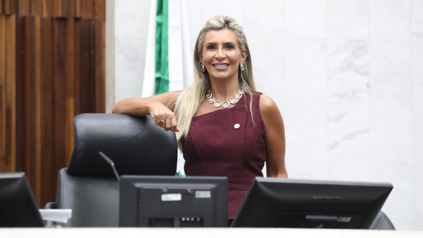 Flávia Francischini